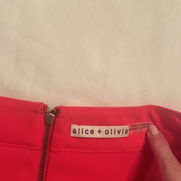 Alice and Olivia Pink Asymmetrical Zipper Detail Mini Skirf - Picture 2 of 3
